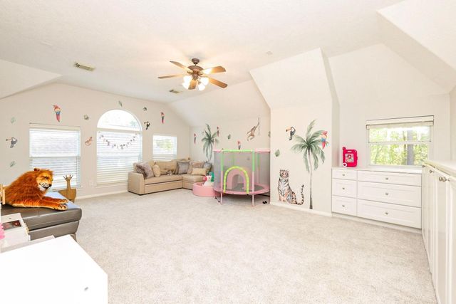 34 S Hawthorne Hollow Circle, The Woodlands, TX 77384