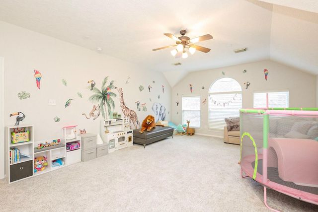 34 S Hawthorne Hollow Circle, The Woodlands, TX 77384