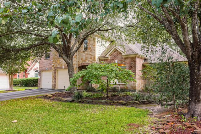 34 S Hawthorne Hollow Circle, The Woodlands, TX 77384