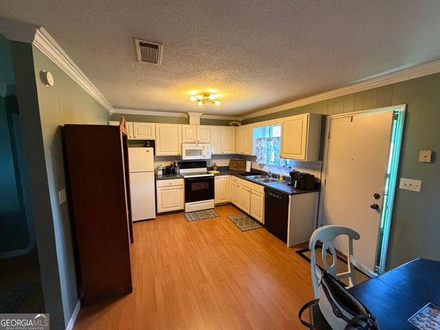 1009 EAST 8TH A East 8th Avenue, Cordele, GA 31015
