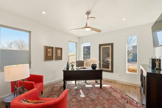 929 Shoofly Street B, Santa Fe, NM 87505