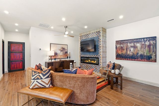 929 Shoofly Street B, Santa Fe, NM 87505