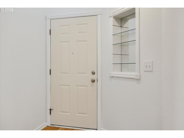 14765 Sw WHEATON Ln, Beaverton, OR 97007