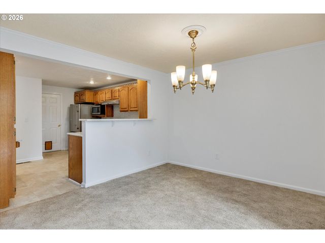 14765 Sw WHEATON Ln, Beaverton, OR 97007