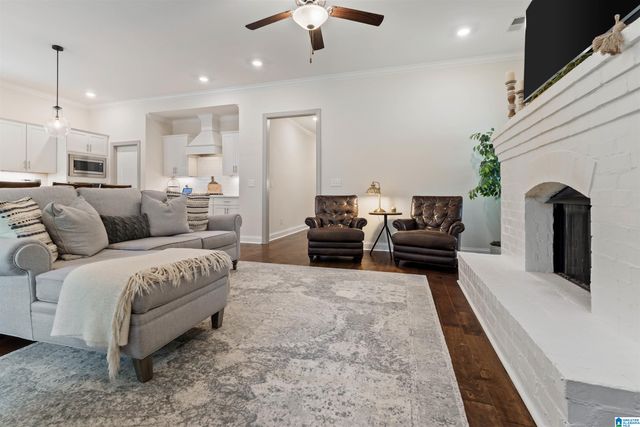 5961 CLUBHOUSE DRIVE, Trussville, AL 35173