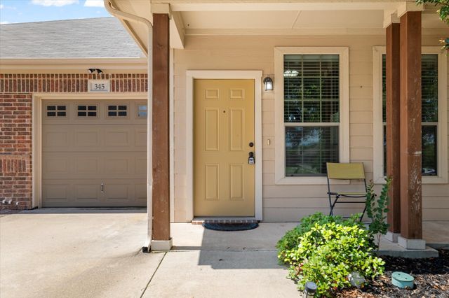 345 Orbit Drive, Lavon, TX 75166