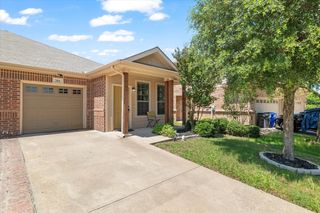 345 Orbit Drive, Lavon, TX 75166