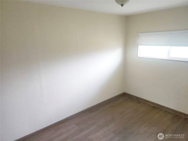 7552 E F Street, Tacoma, WA 98404