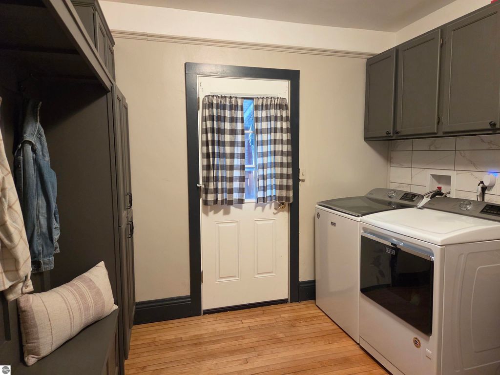 Image 6 of property listing at 401 N University Street, Mt Pleasant, MI 48858