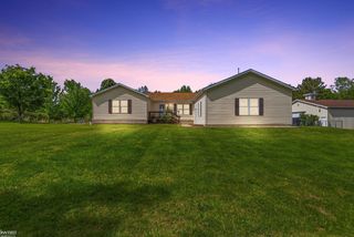2445 E Lake Road, Thetford Twp, MI 48420
