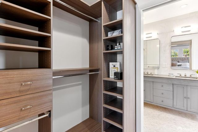 930 Monterey Boulevard, San Francisco, CA 94127