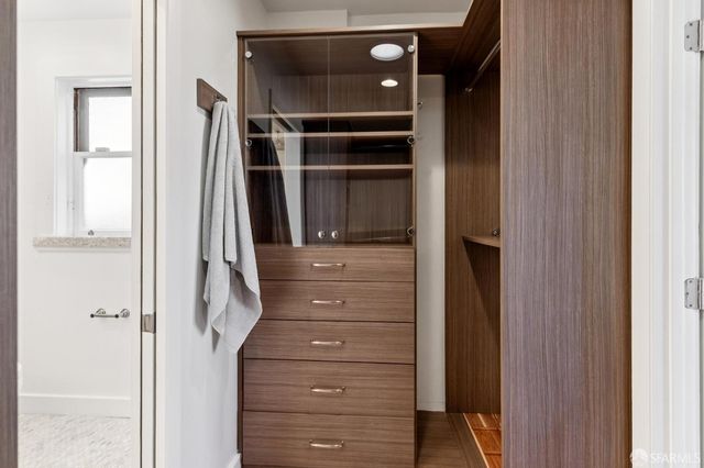 930 Monterey Boulevard, San Francisco, CA 94127