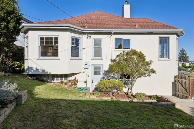 930 Monterey Boulevard, San Francisco, CA 94127