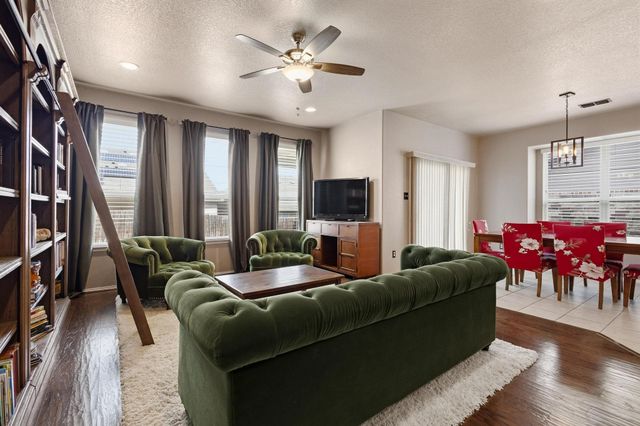 5513 Wharfside Place, Denton, TX 76208