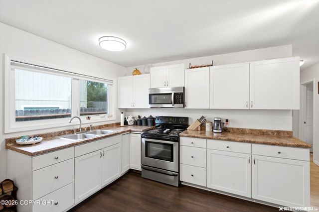 4309 Cope Street, Anchorage, AK 99503