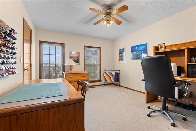 311 NE Wicklow Court, Lee's Summit, MO 64064