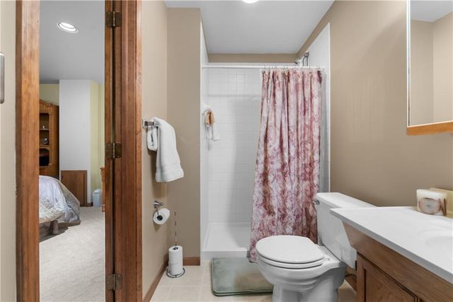 311 NE Wicklow Court, Lee's Summit, MO 64064