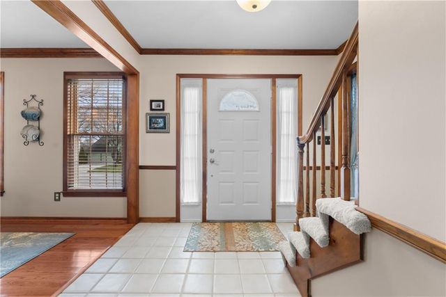 311 NE Wicklow Court, Lee's Summit, MO 64064