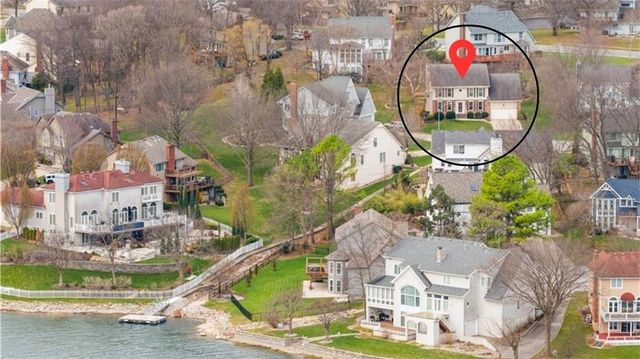 311 NE Wicklow Court, Lee's Summit, MO 64064