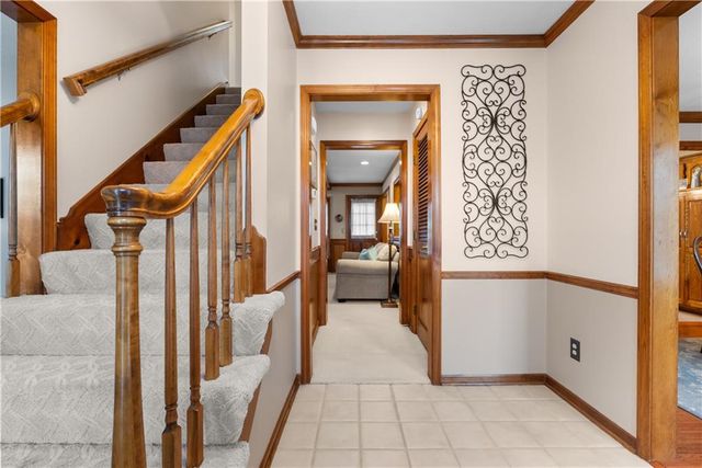 311 NE Wicklow Court, Lee's Summit, MO 64064