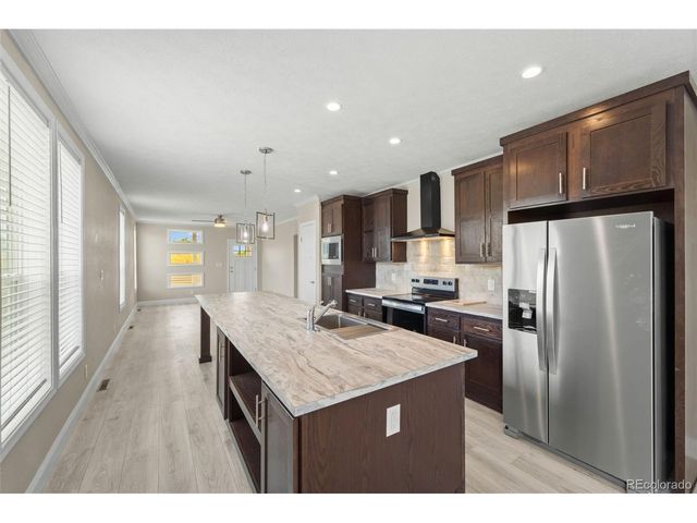 4828 Hicklin Dr, Colorado City, CO 81019