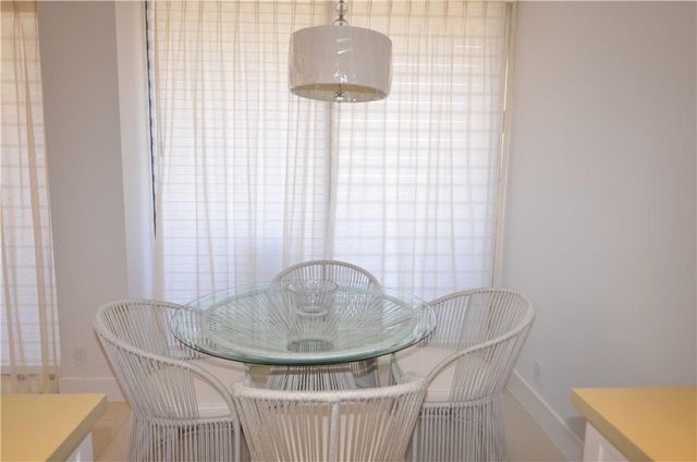 19355 Turnberry Way 7-L, Aventura, FL 33180