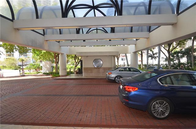 19355 Turnberry Way 7-L, Aventura, FL 33180