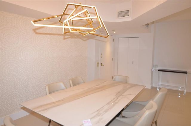 19355 Turnberry Way 7-L, Aventura, FL 33180