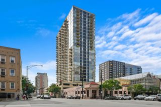 1212 N Lasalle Drive 701, Chicago, IL 60610