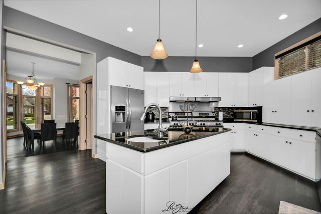 20602 Abbey Drive, Frankfort, IL 60423