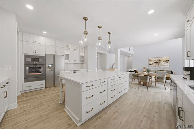 5628 Dorothy Circle, Clarence, NY 14032