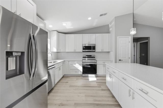 7020 SE 123RD PLACE, Belleview, FL 34420