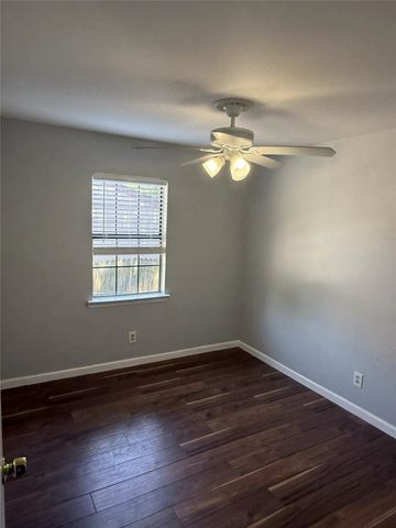 2374 Talco Dr, Dallas, TX 75241
