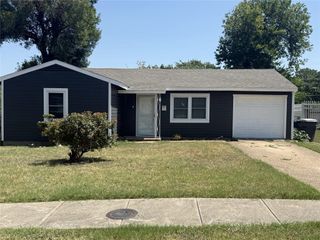 2374 Talco Dr, Dallas, TX 75241