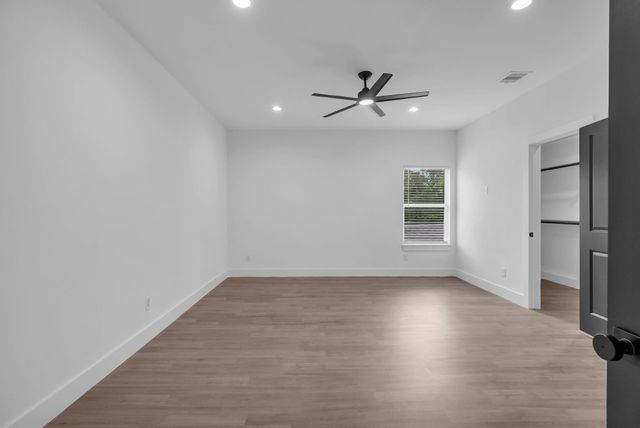 8136 Chateau Street, Houston, TX 77028
