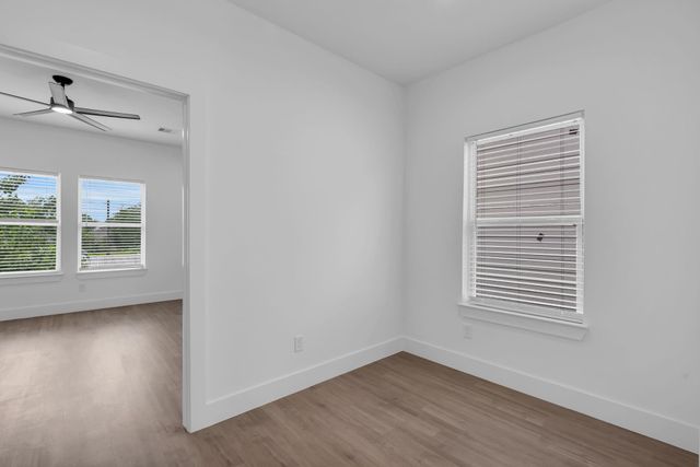 8136 Chateau Street, Houston, TX 77028