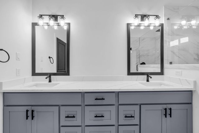 8136 Chateau Street, Houston, TX 77028