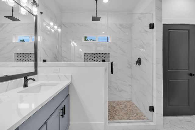 8136 Chateau Street, Houston, TX 77028