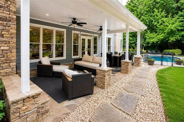 3610 Lively Oak Drive, Jefferson, GA 30549