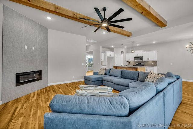 709 N 24th Street, Collinsville, OK 74021