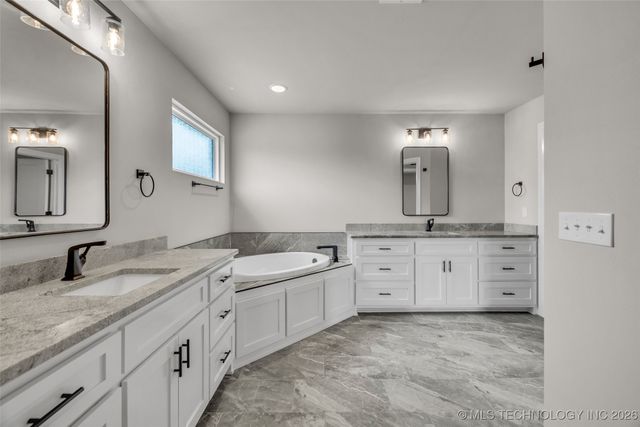 709 N 24th Street, Collinsville, OK 74021