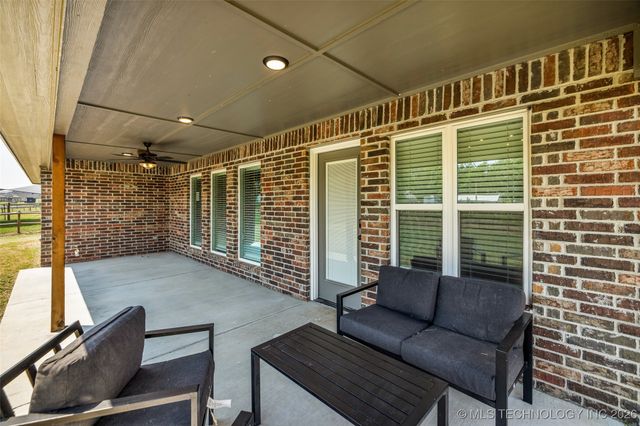 709 N 24th Street, Collinsville, OK 74021