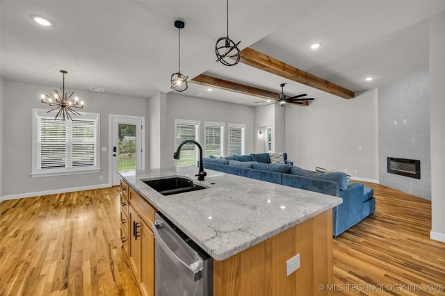 709 N 24th Street, Collinsville, OK 74021