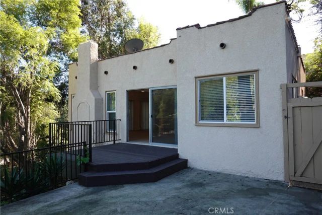 6845 Alta Loma Terrace, Los Angeles, CA 90068