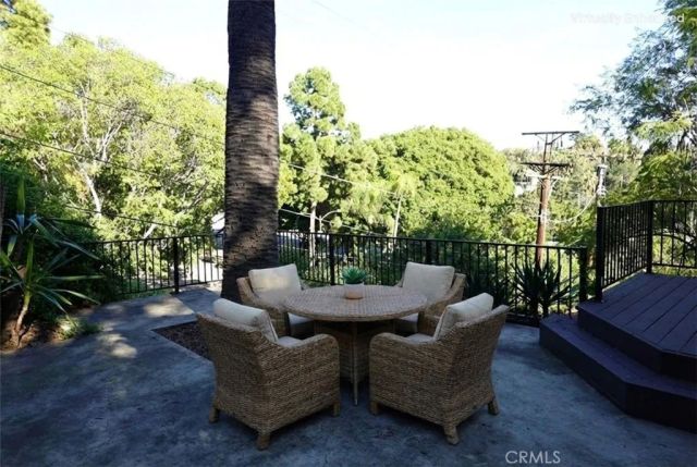 6845 Alta Loma Terrace, Los Angeles, CA 90068