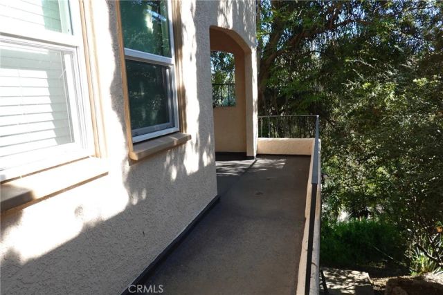 6845 Alta Loma Terrace, Los Angeles, CA 90068