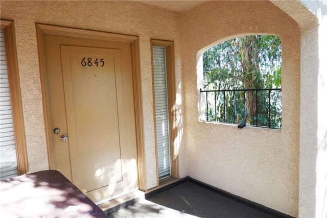 6845 Alta Loma Terrace, Los Angeles, CA 90068