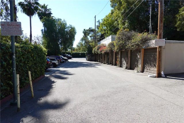 6845 Alta Loma Terrace, Los Angeles, CA 90068