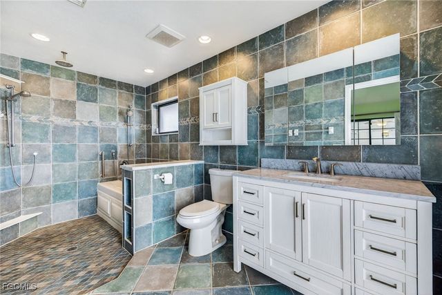 2531 SE 25th AVE, Cape Coral, FL 33904