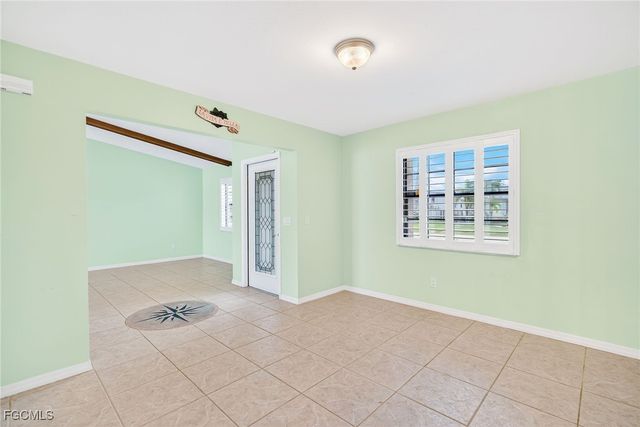 2531 SE 25th AVE, Cape Coral, FL 33904